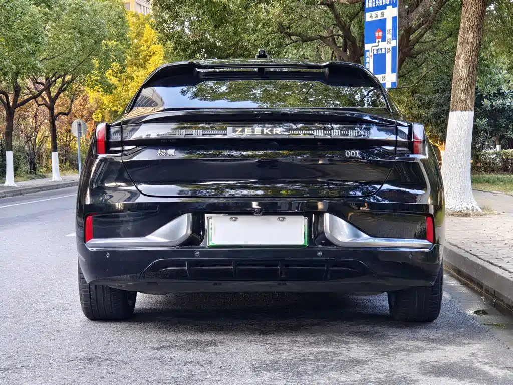 ZEEKR EXTREME KRYPTON 001