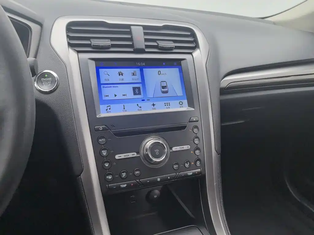 Ford Mondeo — миниатюра 12