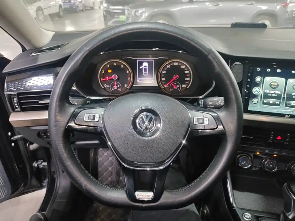 Volkswagen Passat — миниатюра 7