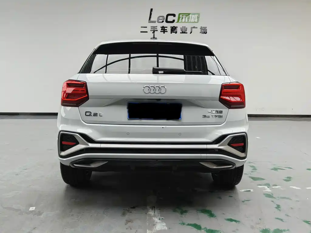 Audi Q2L — миниатюра 5