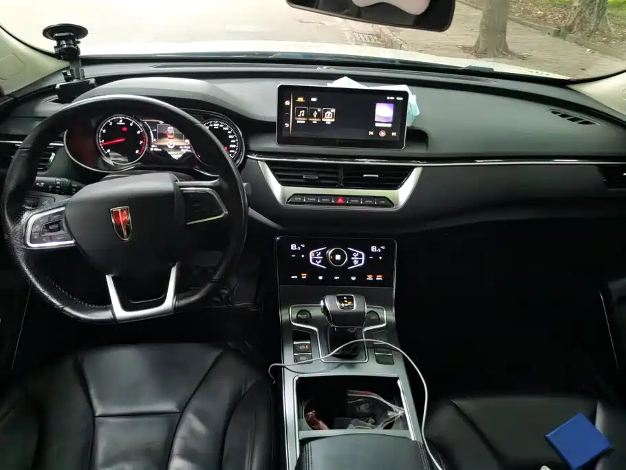 Hongqi Hongqi H5 — миниатюра 12