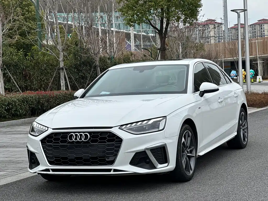 Audi A4L 2020