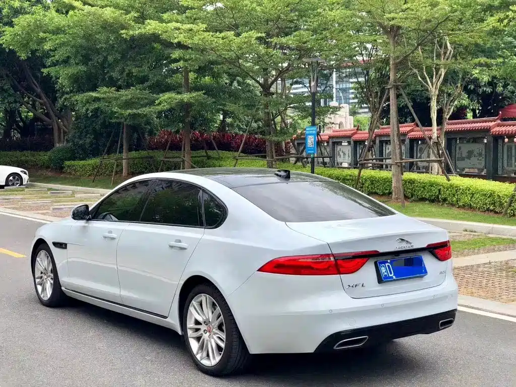 Jaguar XFL 2020 XFL 2.0T P200