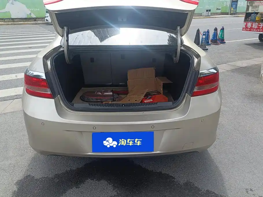 Buick Excelle — миниатюра 4