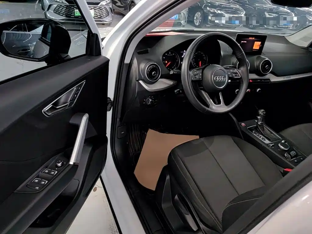 Audi Q2L — миниатюра 16