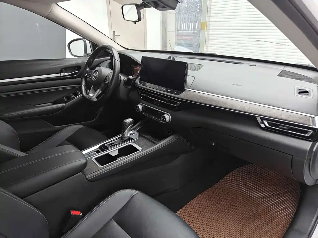 Nissan Teana — миниатюра 14