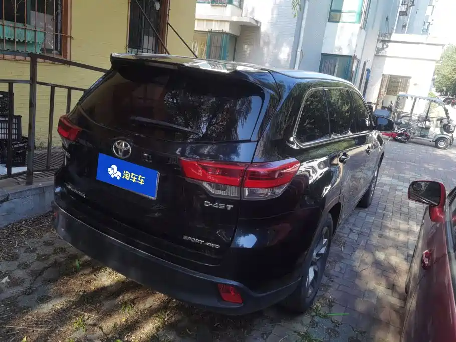 Toyota Highlander — миниатюра 2
