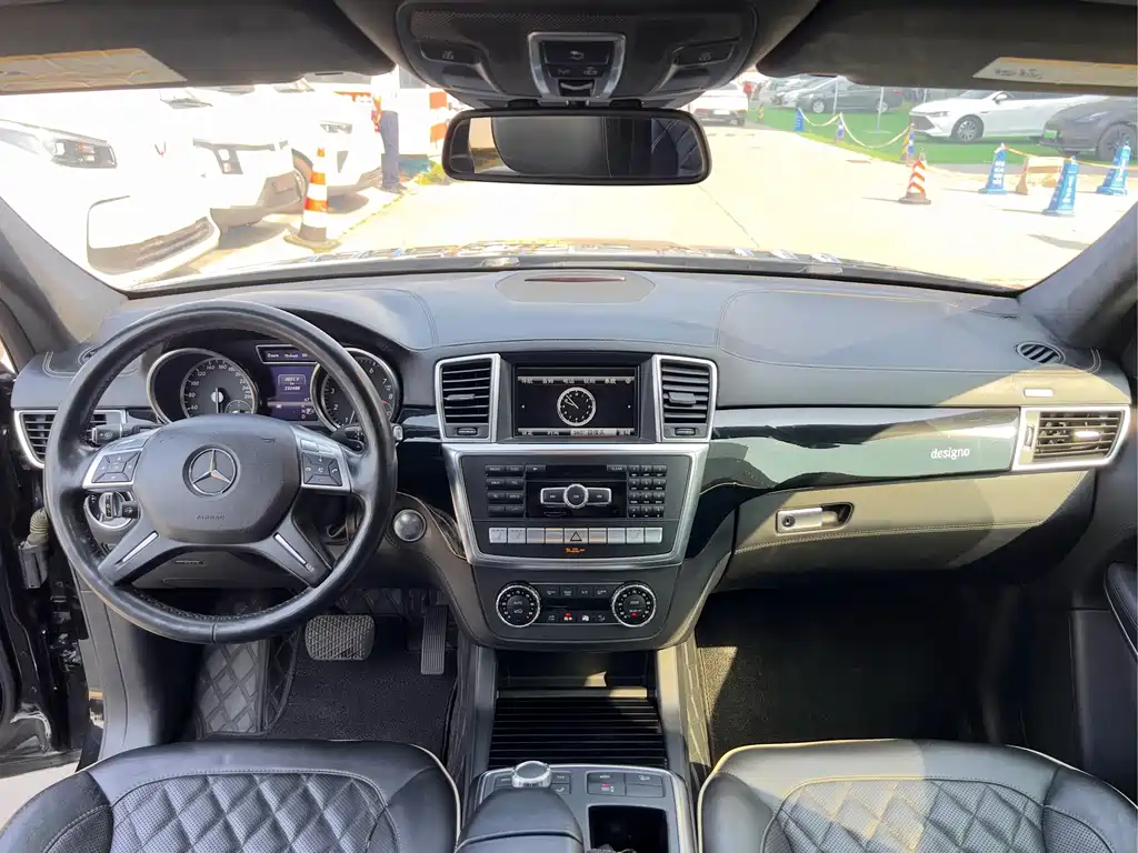 Mercedes-Benz GL-Class — миниатюра 8