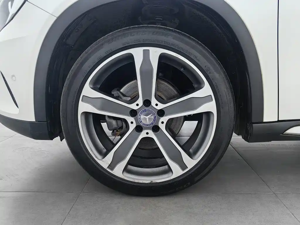 Mercedes-Benz GLA — миниатюра 17