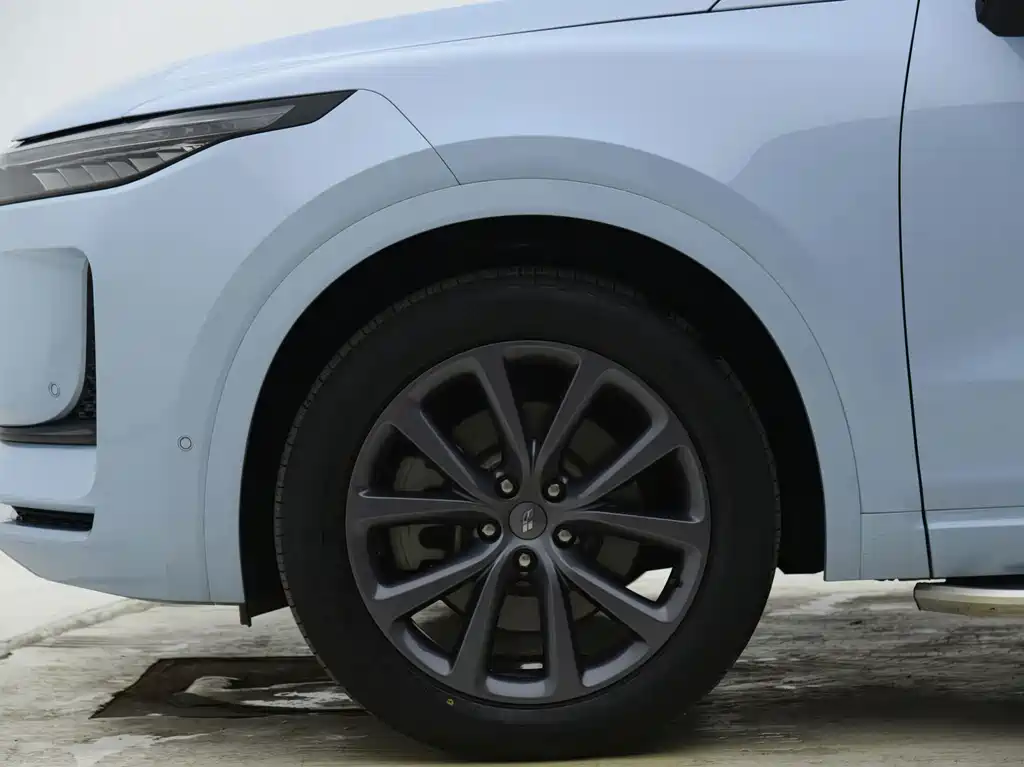 Li Auto Li ONE — миниатюра 20