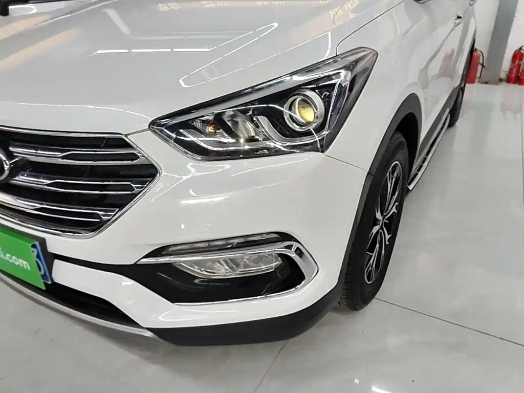 Hyundai Santa Fe — миниатюра 24