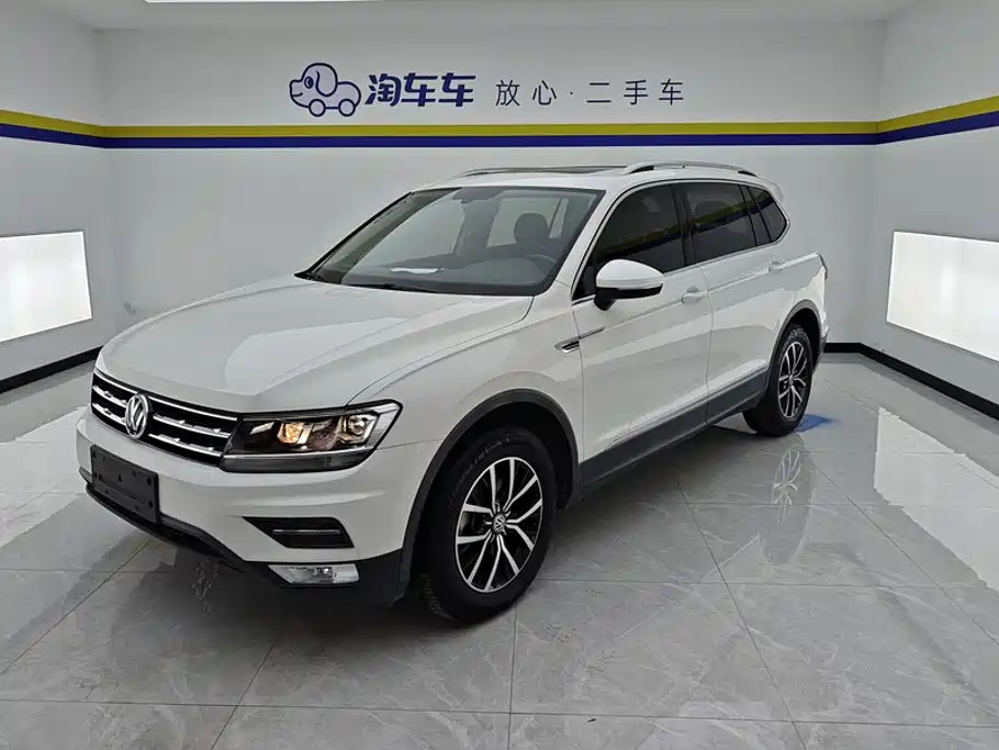 Volkswagen Tiguan L