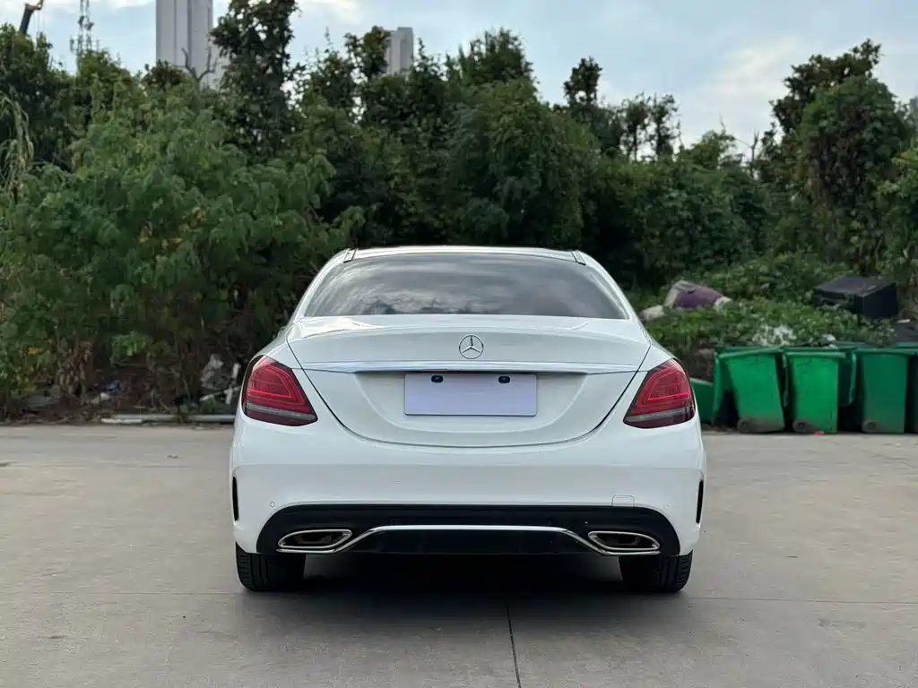 Mercedes-Benz C-Class — миниатюра 7