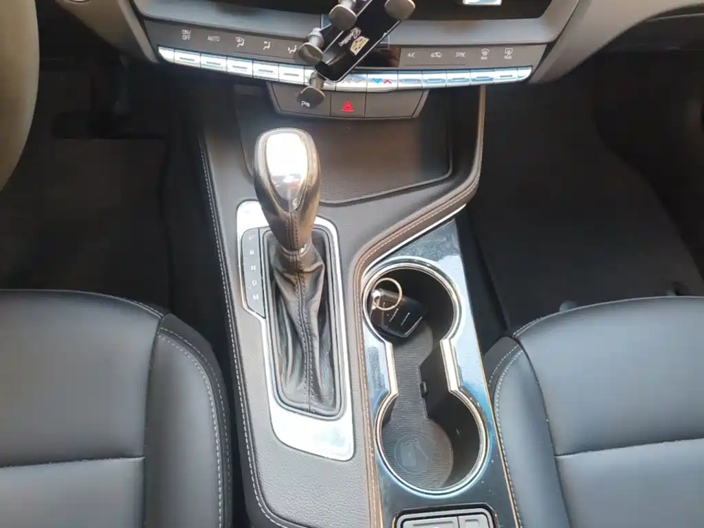 Cadillac CT4 — миниатюра 14