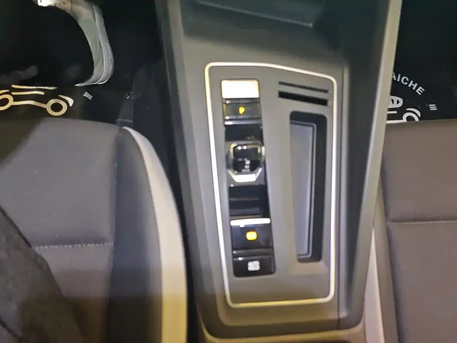 Volkswagen Golf — миниатюра 16