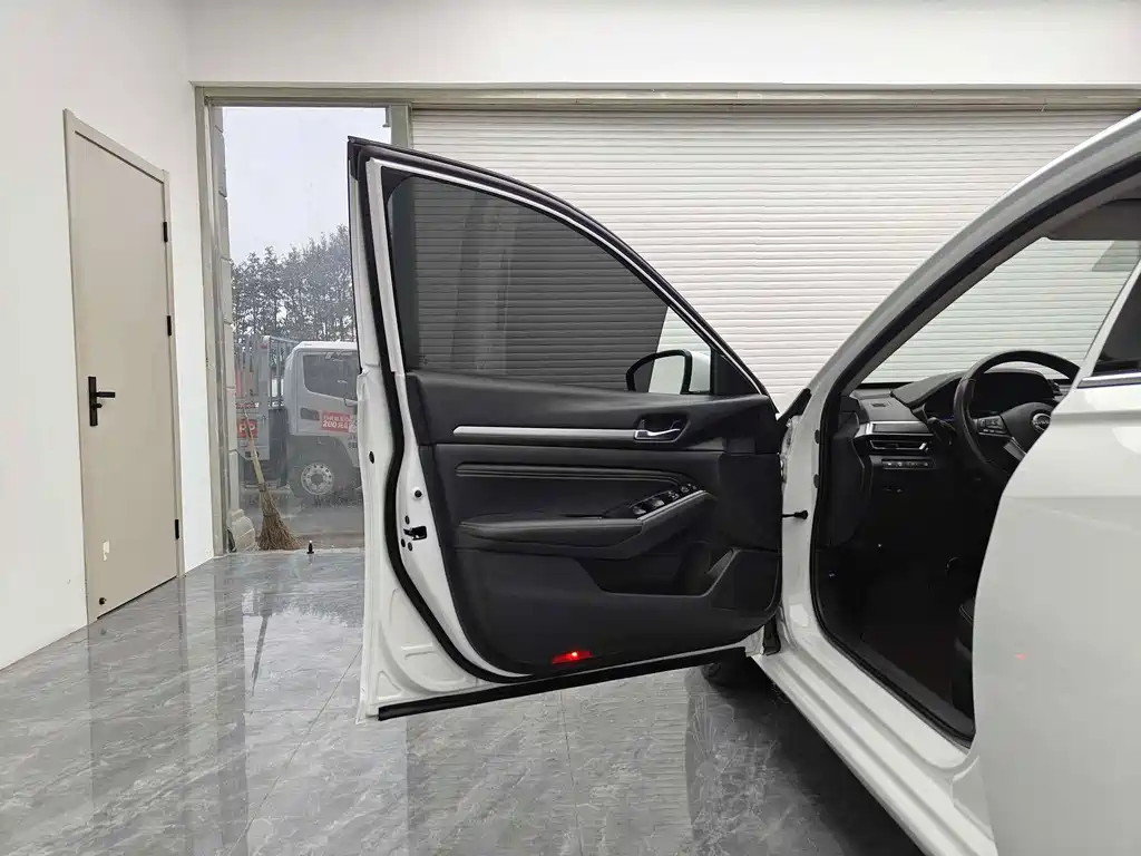 Nissan Teana — миниатюра 8