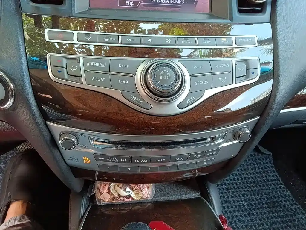 Infiniti QX60 (Import) — миниатюра 6