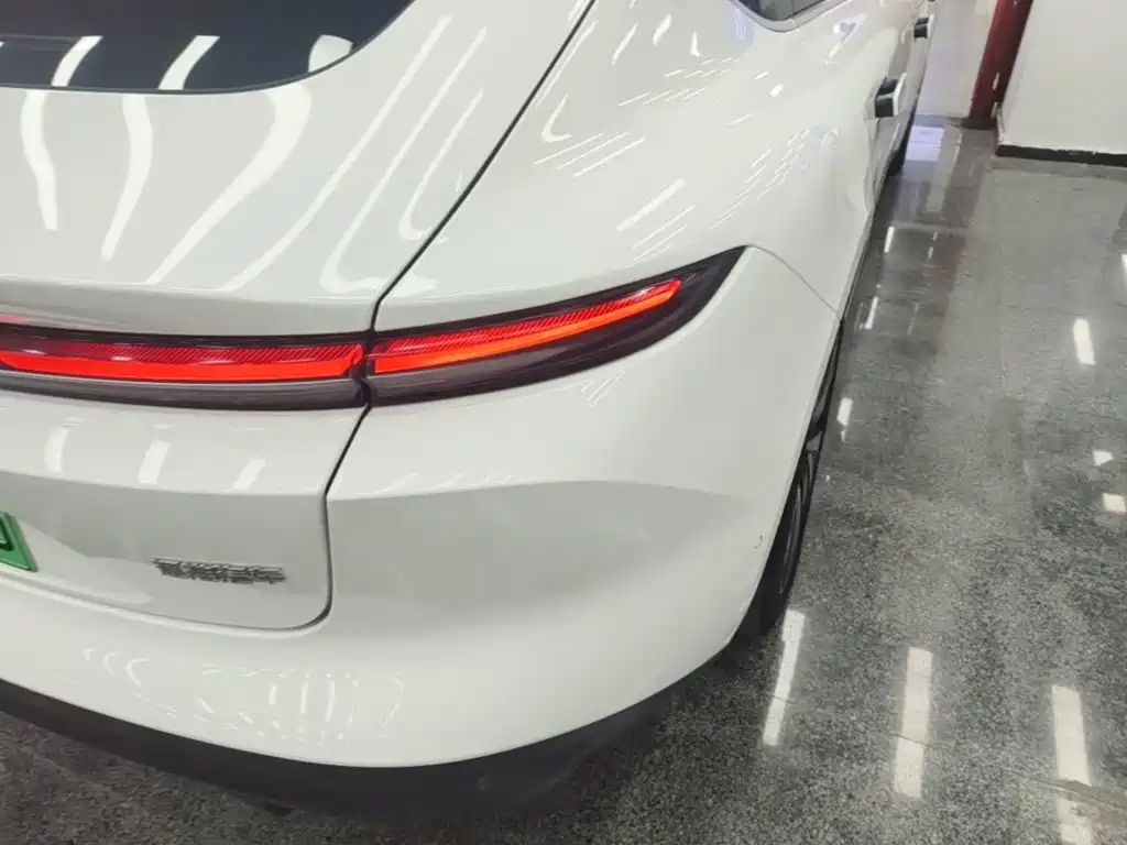 NIO ET5 — миниатюра 8