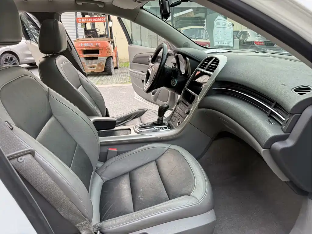 Chevrolet Malibu — миниатюра 7