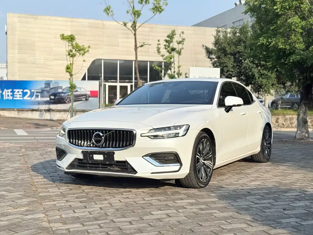 Volvo S60
