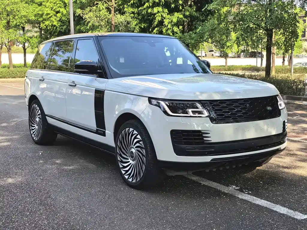 Land Rover Range Rover — миниатюра 3
