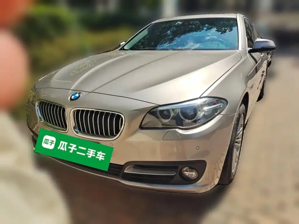 BMW 5 Series — миниатюра 23