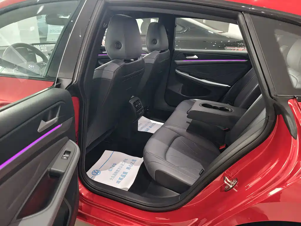 Volkswagen Lamando — миниатюра 9