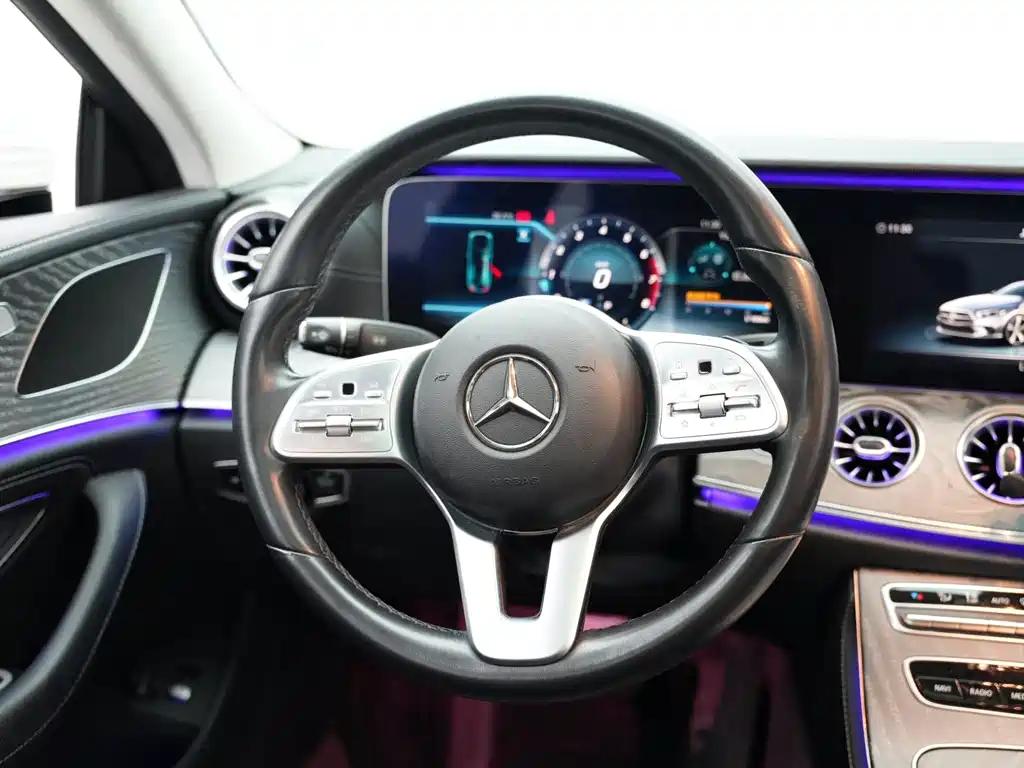 Mercedes-Benz CLS — миниатюра 5