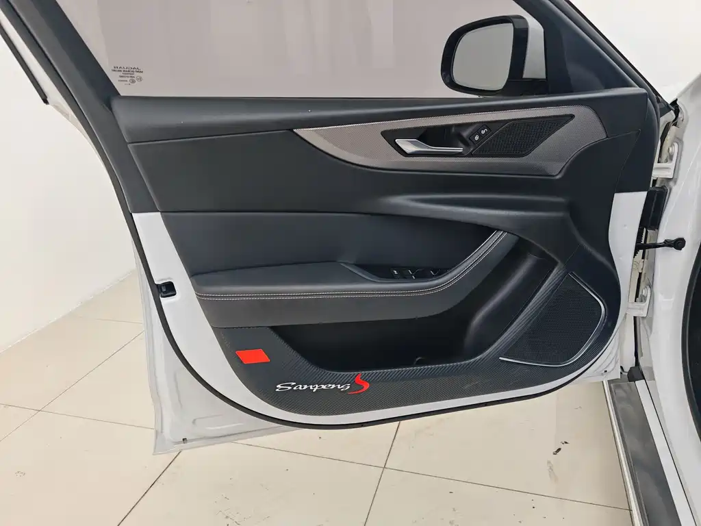 Jaguar XEL — миниатюра 19