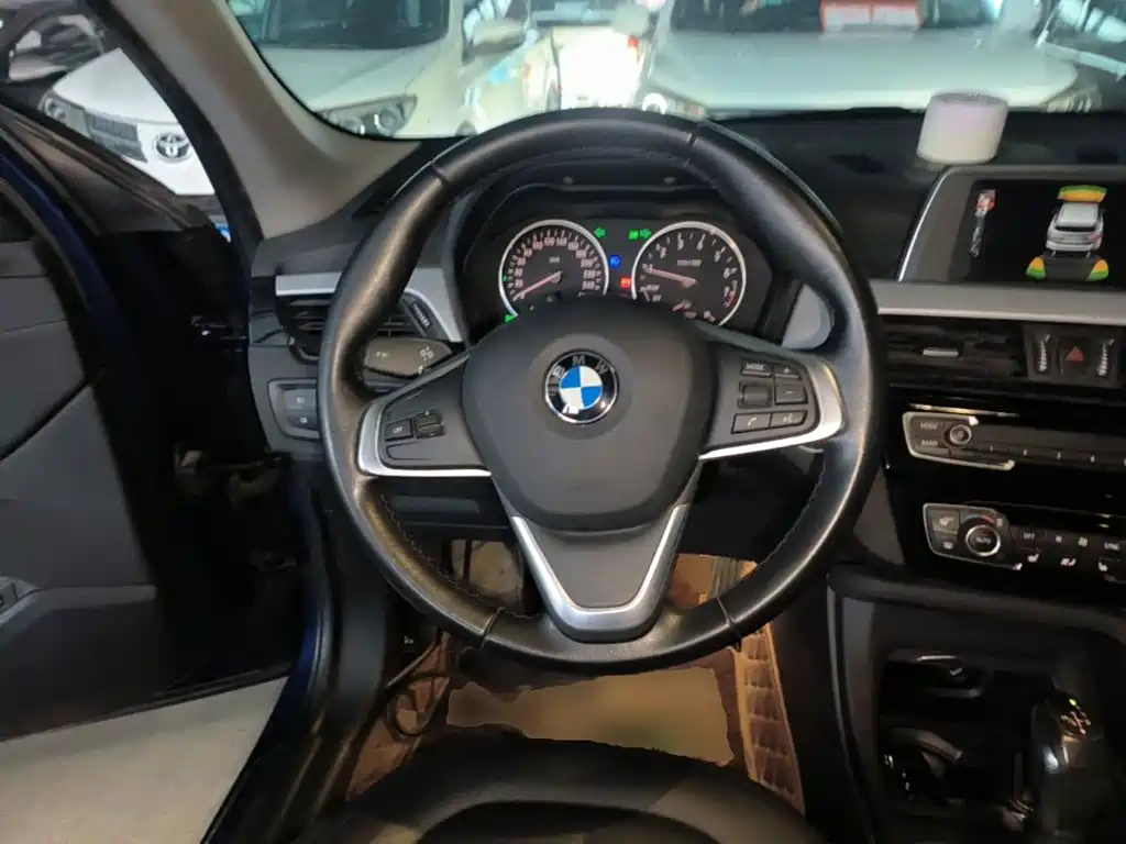 BMW X1 — миниатюра 11