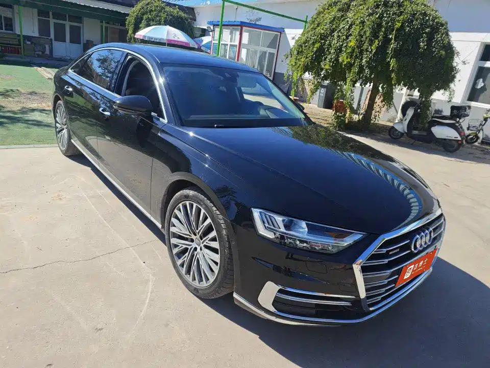 Audi A8 — миниатюра 2