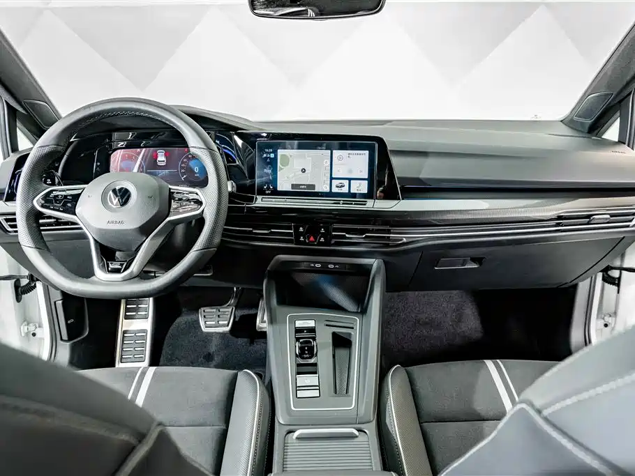 Volkswagen Golf — миниатюра 12