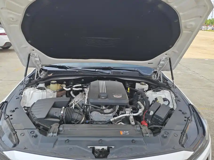 Cadillac CT5 — миниатюра 10