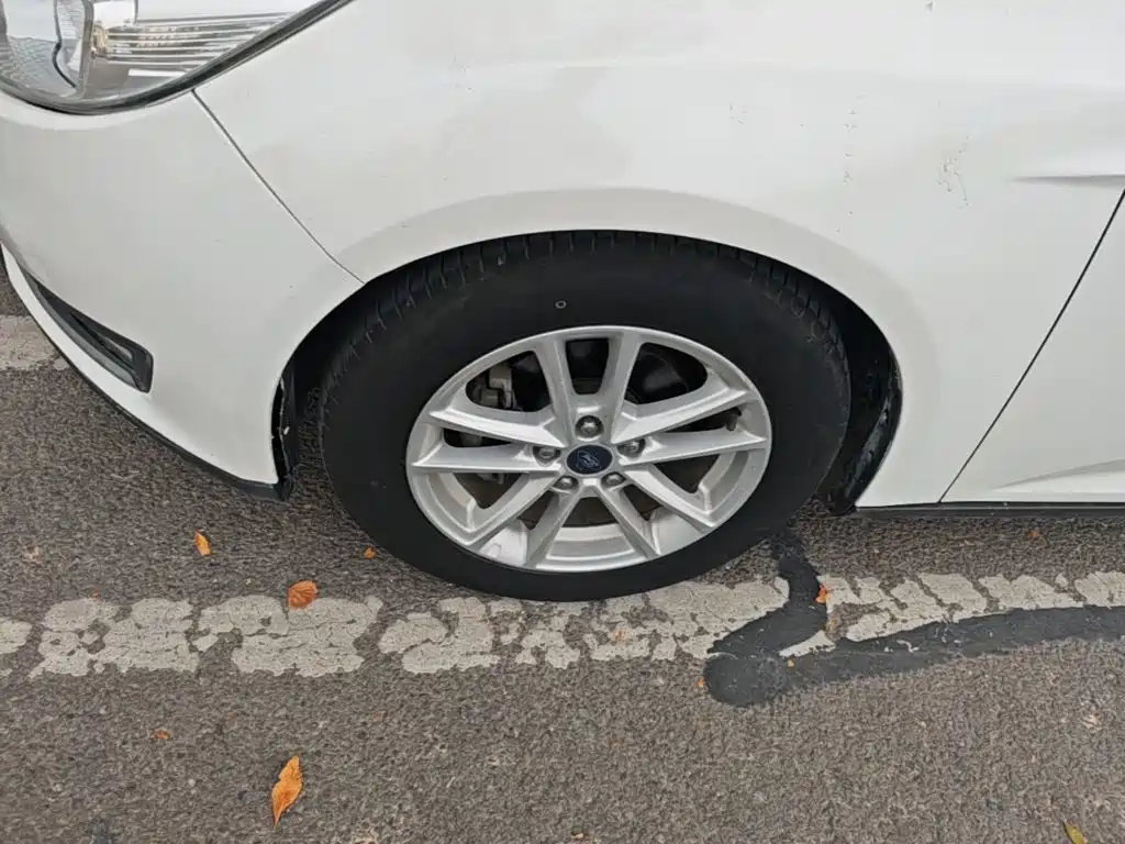 Ford Focus — миниатюра 23