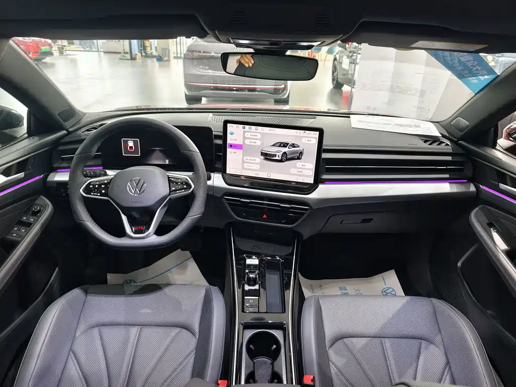 Volkswagen Lamando — миниатюра 8