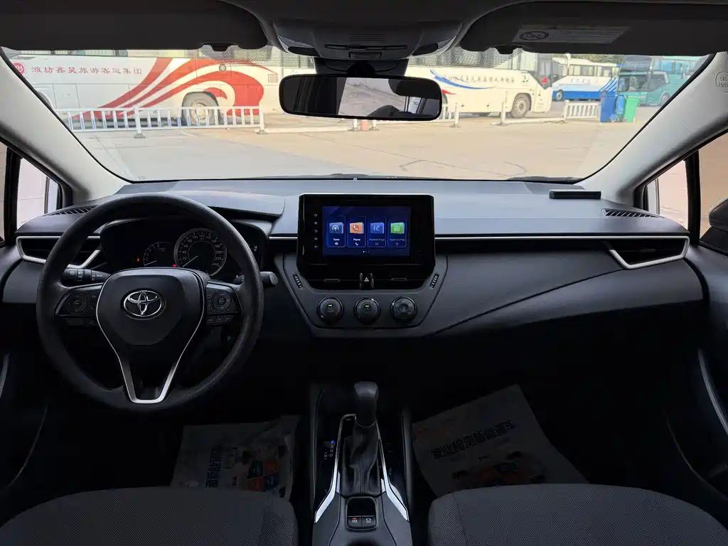 Toyota Corolla — миниатюра 8