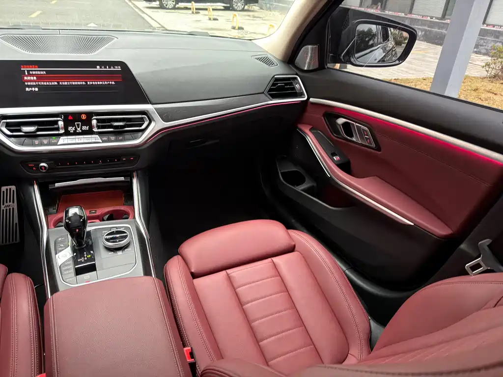 BMW 3 Series — миниатюра 11