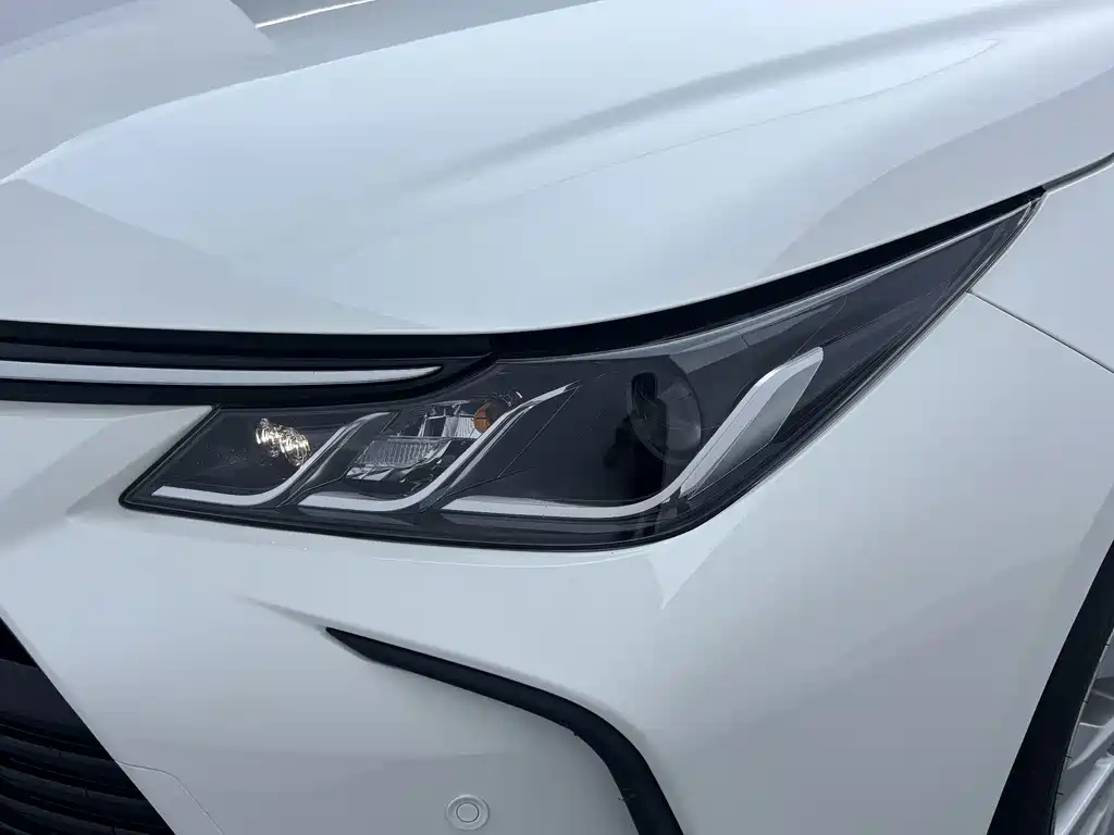 Toyota Corolla — миниатюра 5
