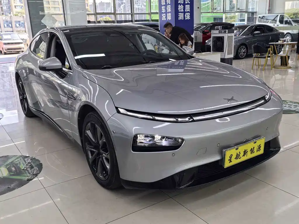 XPeng P7 — миниатюра 3
