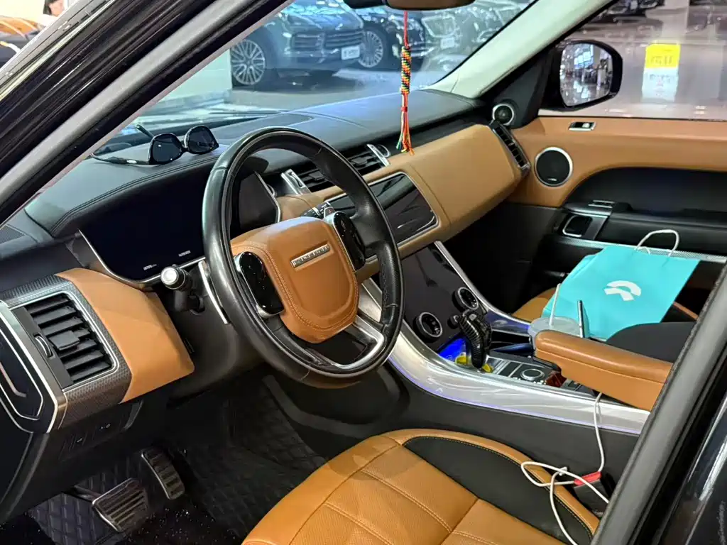 Land Rover Sport — миниатюра 17