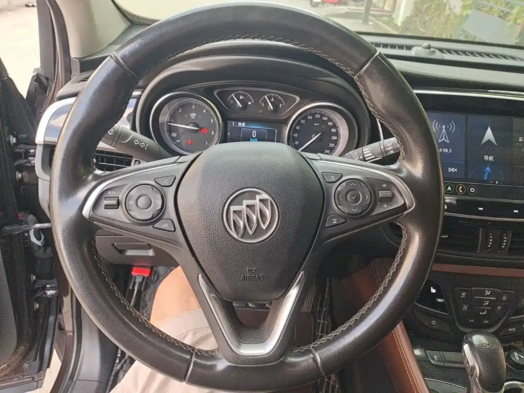 Buick Envision Plus — миниатюра 11