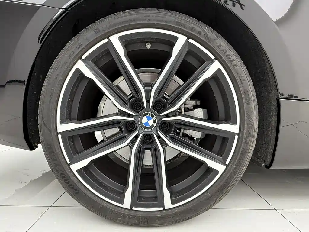 BMW 4 Series — миниатюра 12