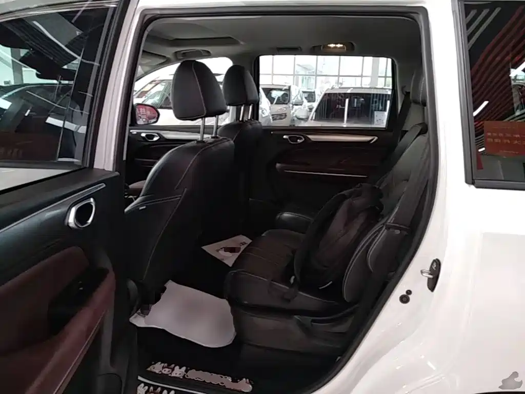 GAC Motor Trumpchi M6 — миниатюра 17