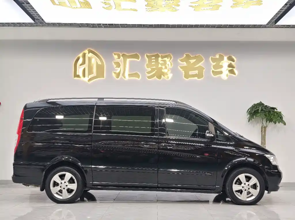 Mercedes-Benz Viano — миниатюра 5