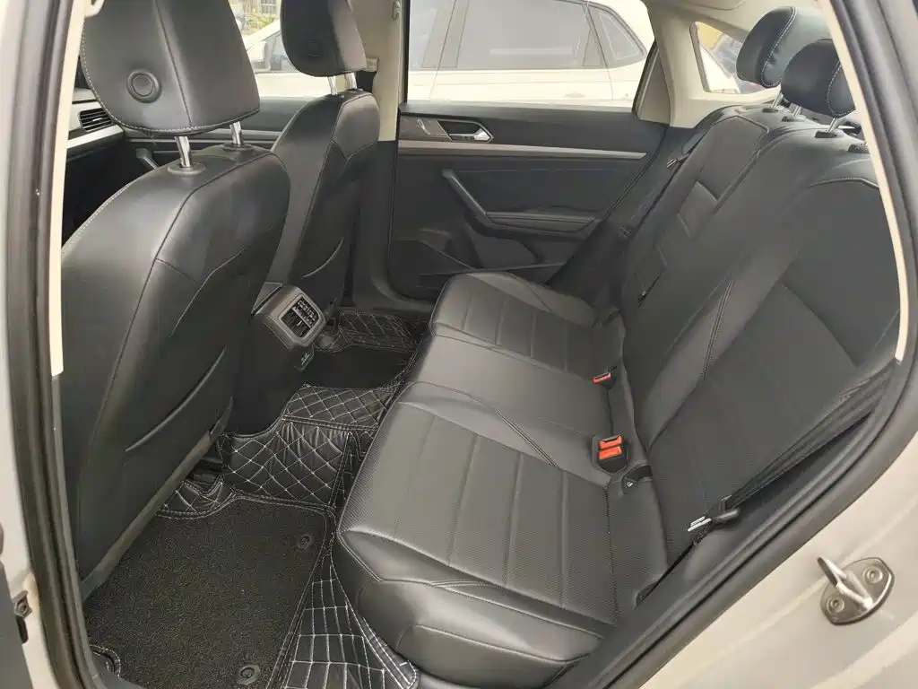 Volkswagen Lavida — миниатюра 15