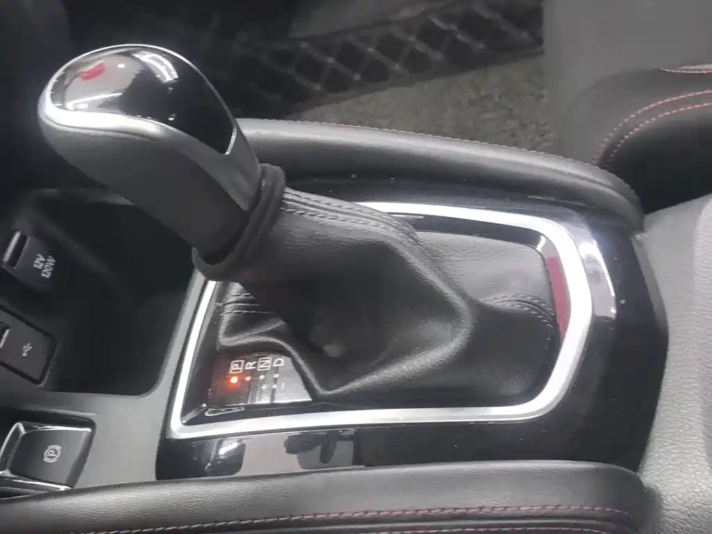 Nissan Qashqai — миниатюра 14