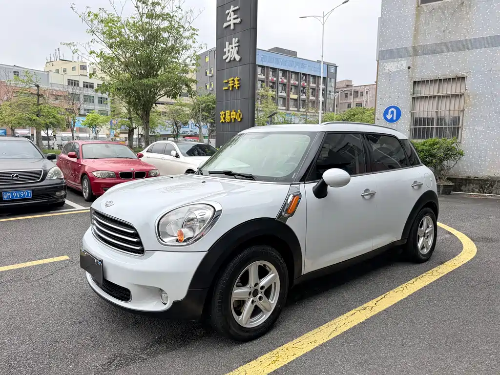 Mini Mini Countryman 2015