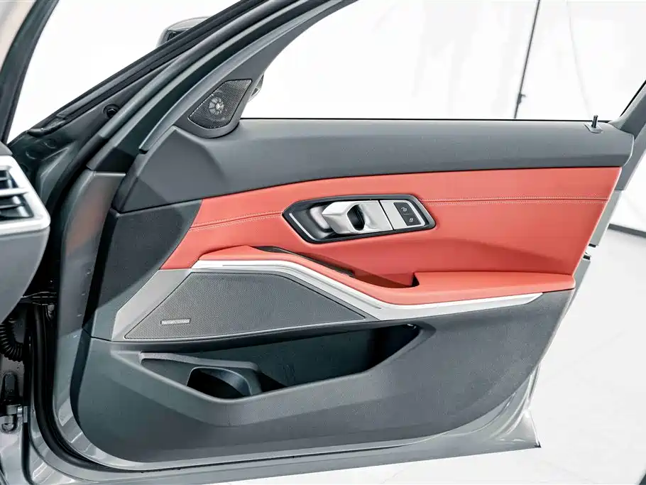 BMW 3 Series — миниатюра 16