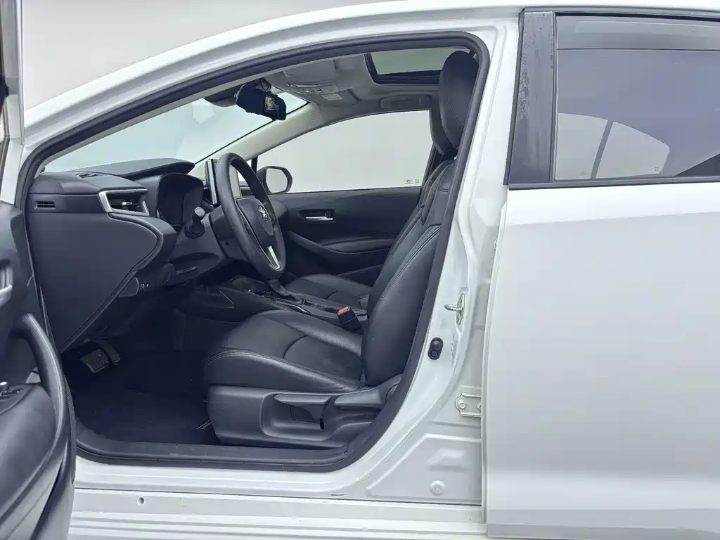 Toyota Corolla — миниатюра 10