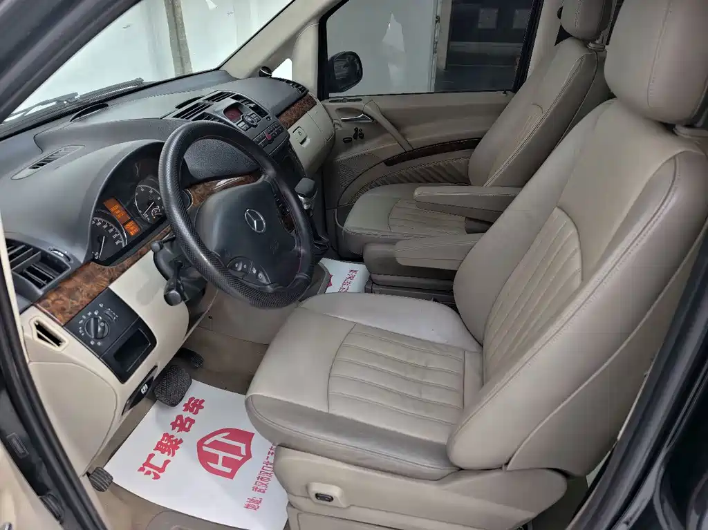 Mercedes-Benz Viano — миниатюра 15